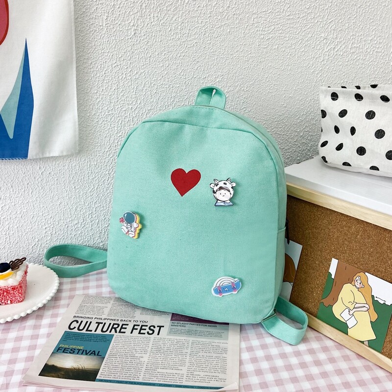 

Hear Print Backpack With Cartoon Badge, Green