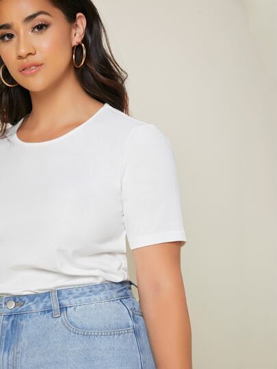 SHEIN BASICS 大尺碼素色圓領T恤夏季上衣