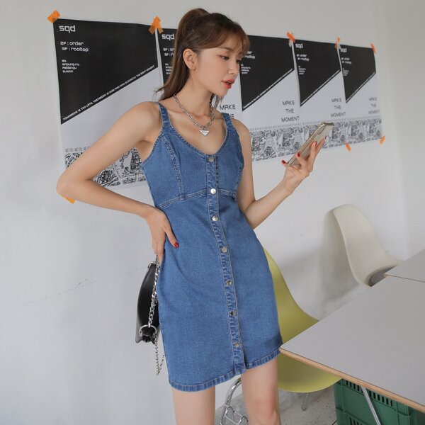 

Solid Button Front Denim Cami Dress, Medium wash