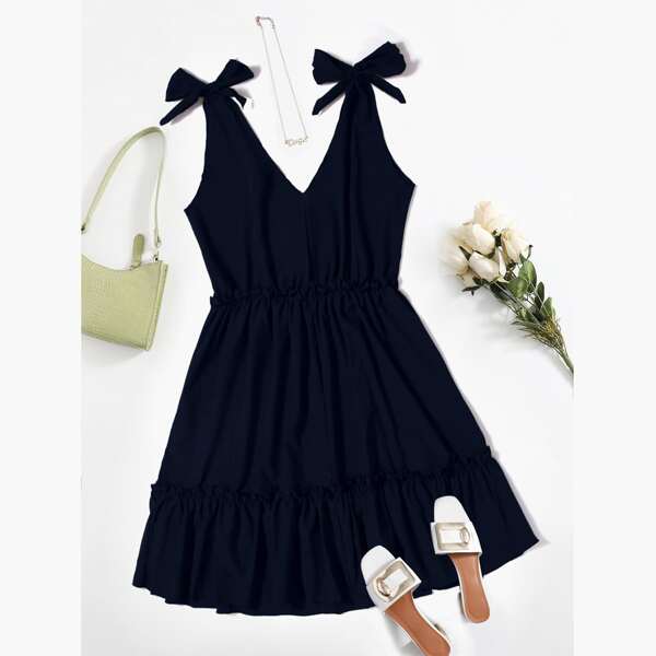 

Plus Knot Shoulder Ruffle Hem Dress, Navy blue