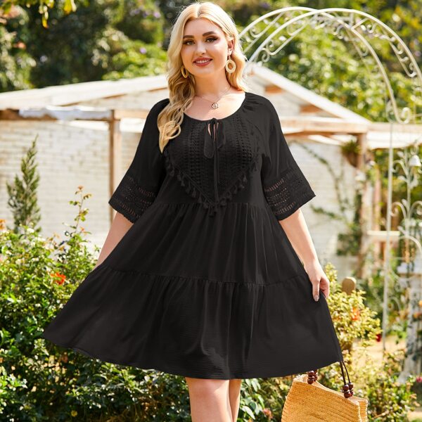 

Plus Solid Tie Neck Tassel Trim Dress, Black