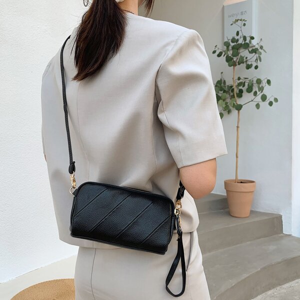 

Minimalist Twilly Pattern Square Bag, Black