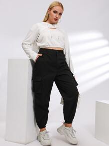 大碼側翻蓋口袋束腳褲 - 黑色 - 查看 3