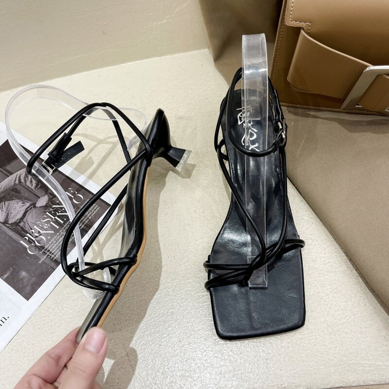 

Minimalist Strappy Sandals, Black