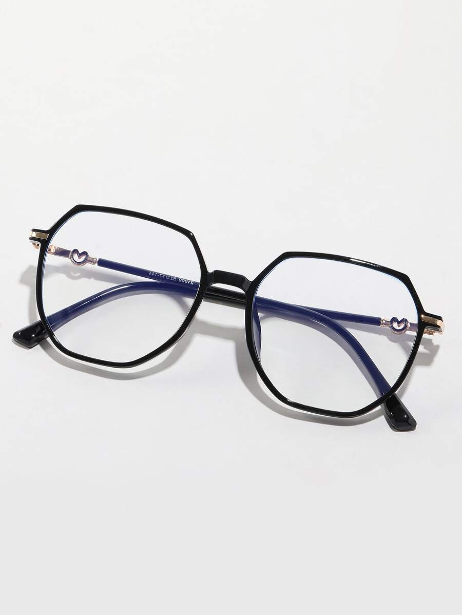Gafas con marco geométrico
