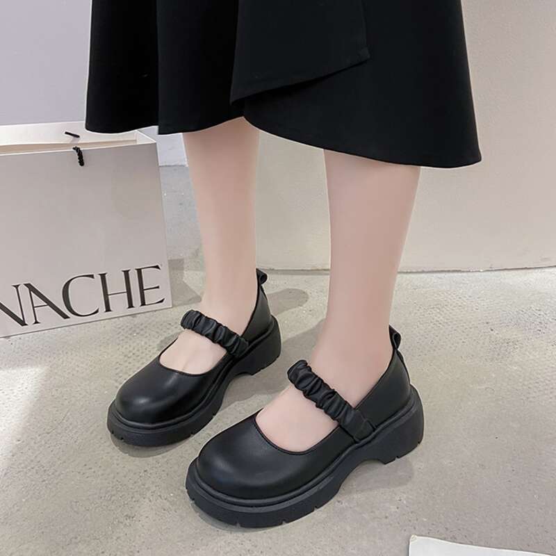 

Minimalist Flatform Shoes, Black