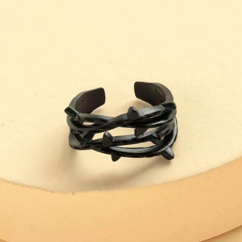 

1pc Hollow Out Ring, Black