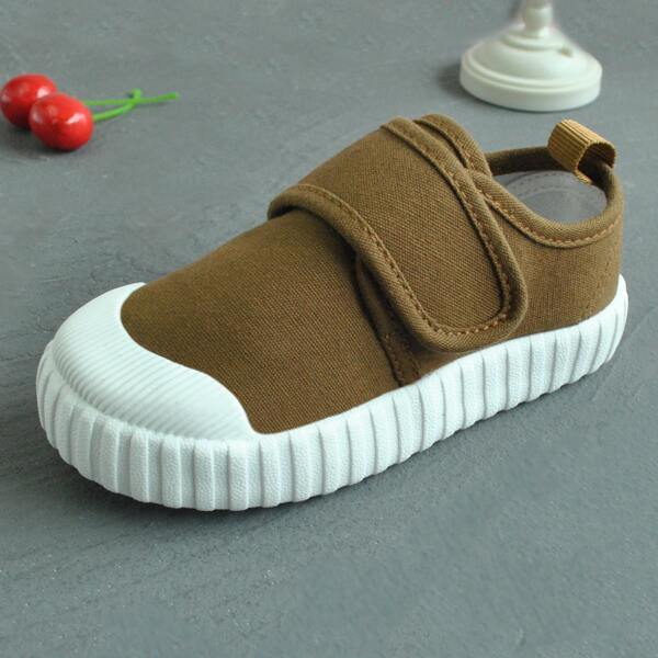 

Toddler Boys Two Tone Velcro Strap Skate Shoes, Coffee brown