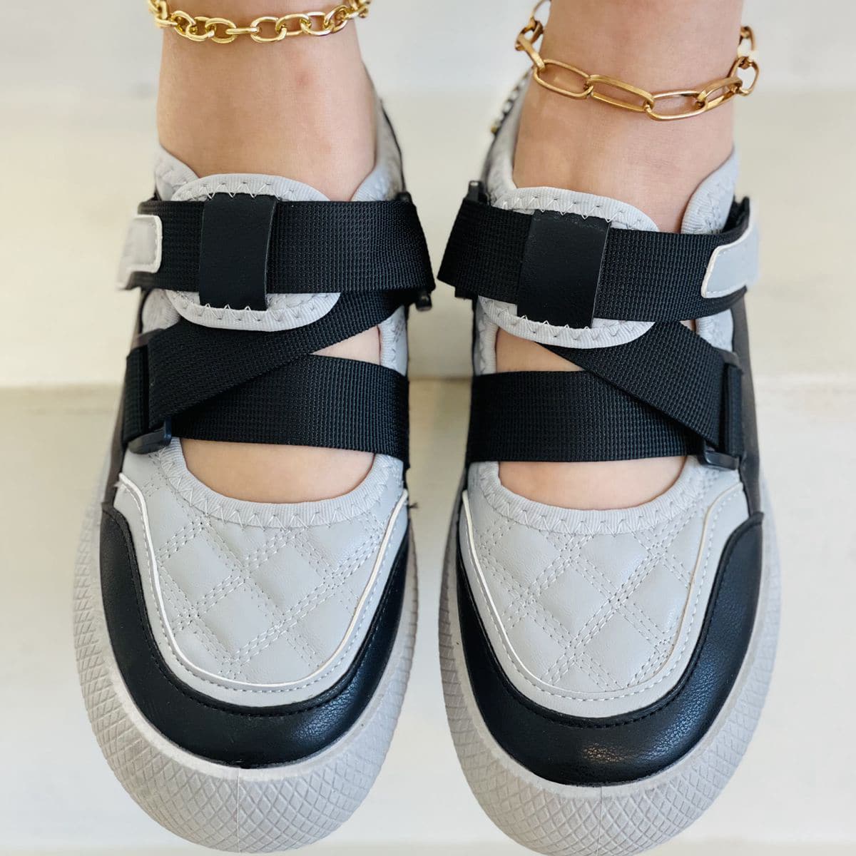 

Quilted Elastic Sneakers, Grey