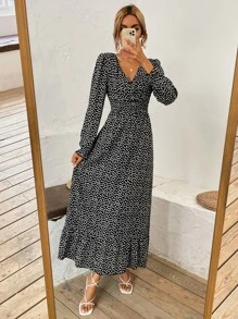 Ditsy Floral Shirred Waist Flounce Sleeve Ruffle Hem Dress - Black and White - View 4