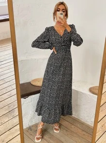 Ditsy Floral Shirred Waist Flounce Sleeve Ruffle Hem Dress - Black and White - View 6