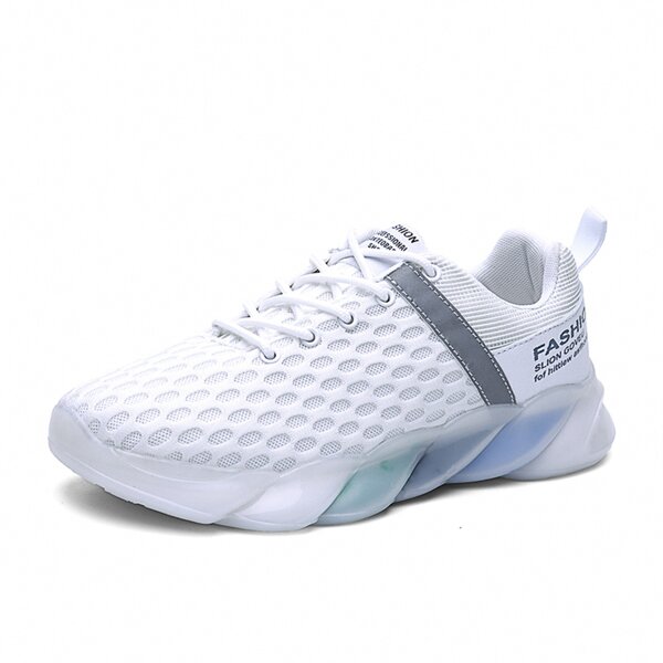 

Men Letter Graphic Lace Up Front Sneakers, White