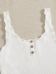 SHEIN Essnce 木耳邊華夫格編織吊帶上衣 - 白色 - 查看 5