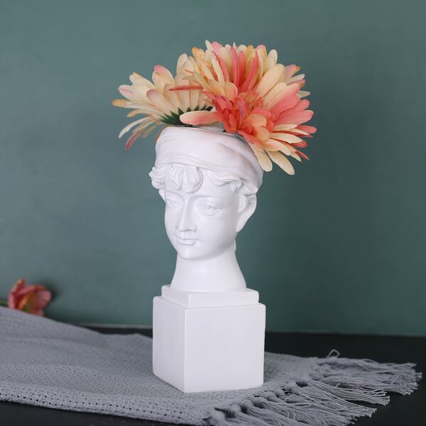

Statue Shaped Flower Vase, White