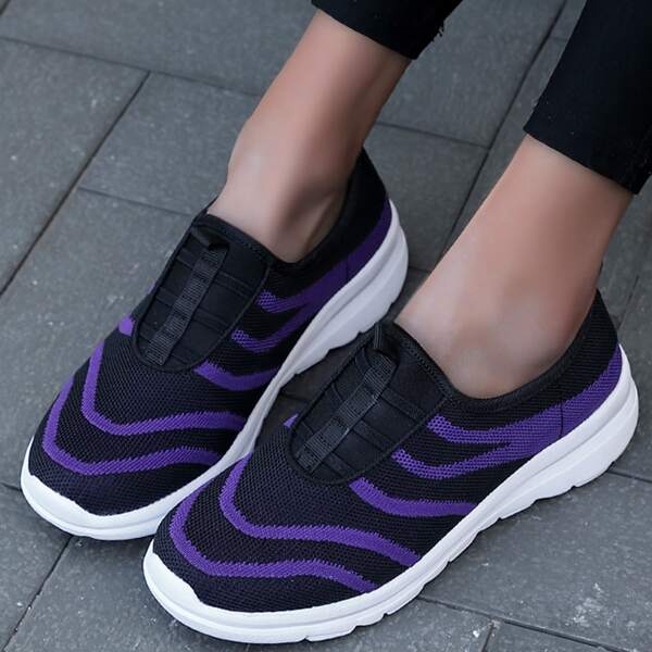 

Striped Pattern Slip-On Running Shoes, Black