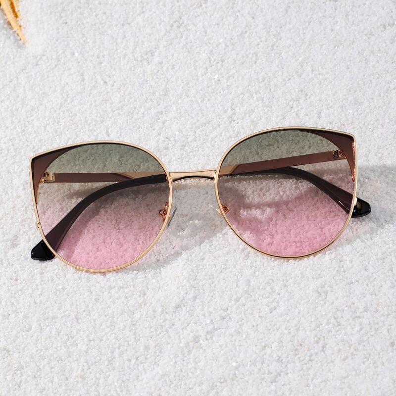 

Cat Eye Frame Sunglasses