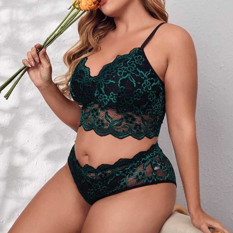 

Plus Floral Lace Scallop Trim Lingerie Set, Dark green