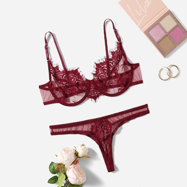

Plus Eyelash Lace Underwire Lingerie Set, Burgundy