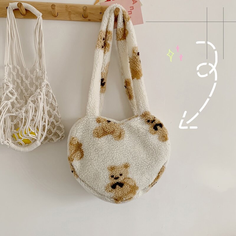 

Cartoon Bear Heart Shaped Shoulder Bag, White