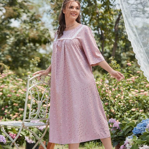 

Plus Contrast Lace Night Dress, Baby pink
