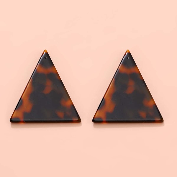 

Geo Shaped Stud Earrings, Coffee brown