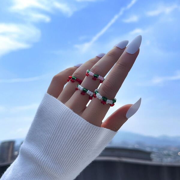 

4pcs Colorblock Beaded Ring, Multicolor