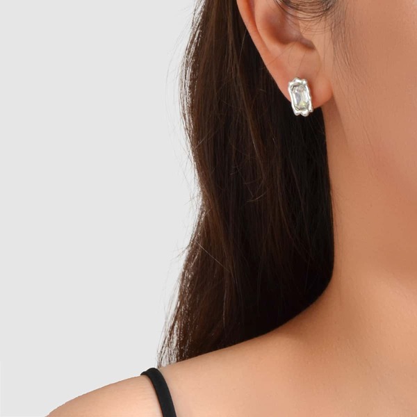 

Rhinestone Decor Stud Earrings, Silver