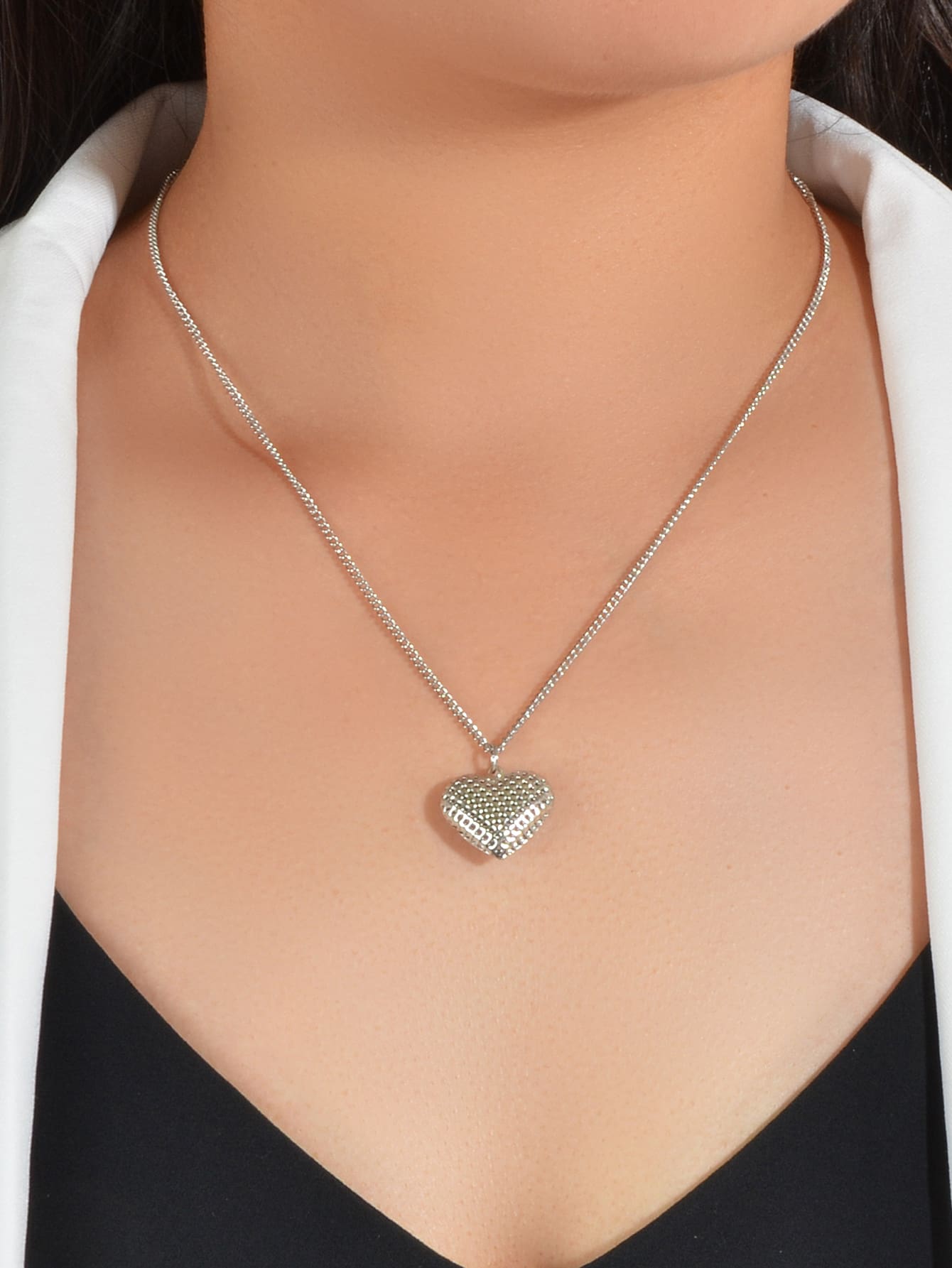 Collar con accesorio de corazón - Plateado - Ver 1