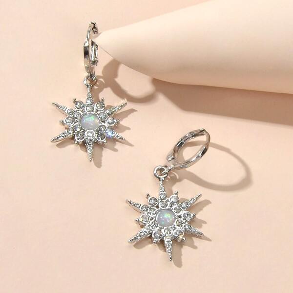 

Rhinestone Decor Drop Earrings, Silver