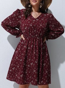 SHEIN LUNE Plus Ditsy Floral Print A-line Dress - Maroon - View 3