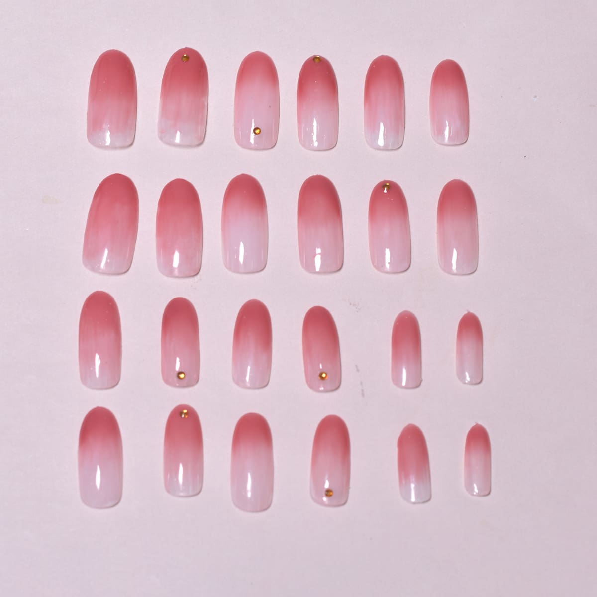 

24pcs Ombre Removable Fake Nail, Pink