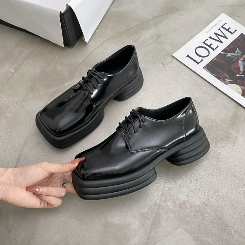 

Lace Up Front Oxford Shoes, Black