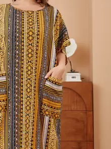 Al Najma 大碼補丁口袋條紋印花直筒連衣裙 - 彩色 - 查看 5