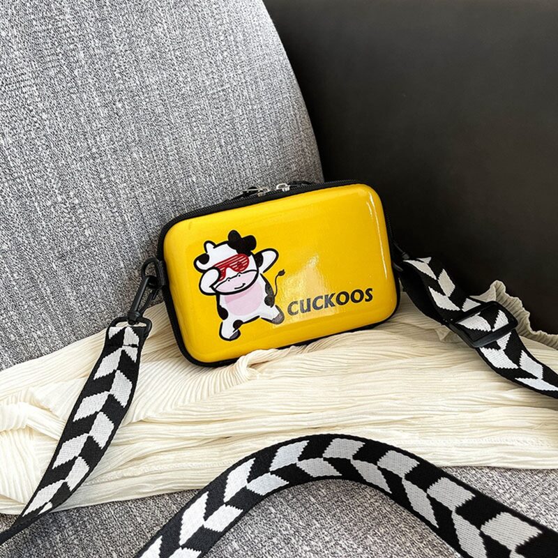 

Cartoon Cow Graphic Square Bag, Yellow