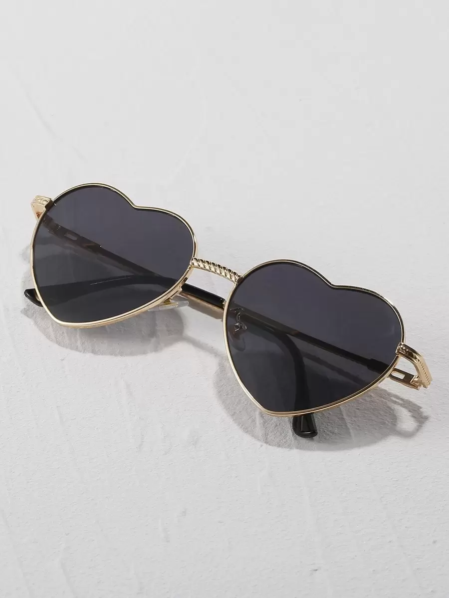 Elegant Heart Frame Fashion Glasses UV Protection Sunglasses For Daily Life Or Summer Travel Sunglasses Beach Sun Glasses,School Halloween Beach Accessories For Women Sun Glasses Sunglasses Shades Valentine's Day Valentines Fashionable Shade Elegant Outfit Family Outings Travel Vacation Holiday For Summer Beach Vacation,Outdoor,Travel - Dark Grey - View 1
