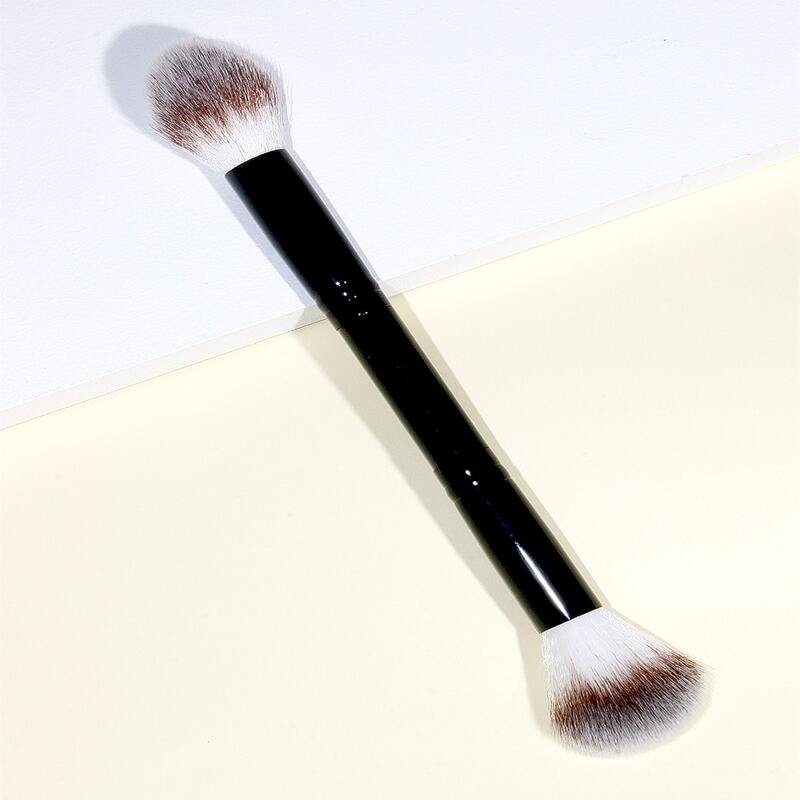 

1pc Double Headed Foundation Brush, Black