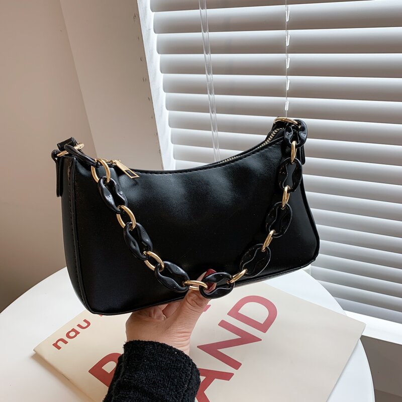 

Chain Decor Baguette Bag, Black