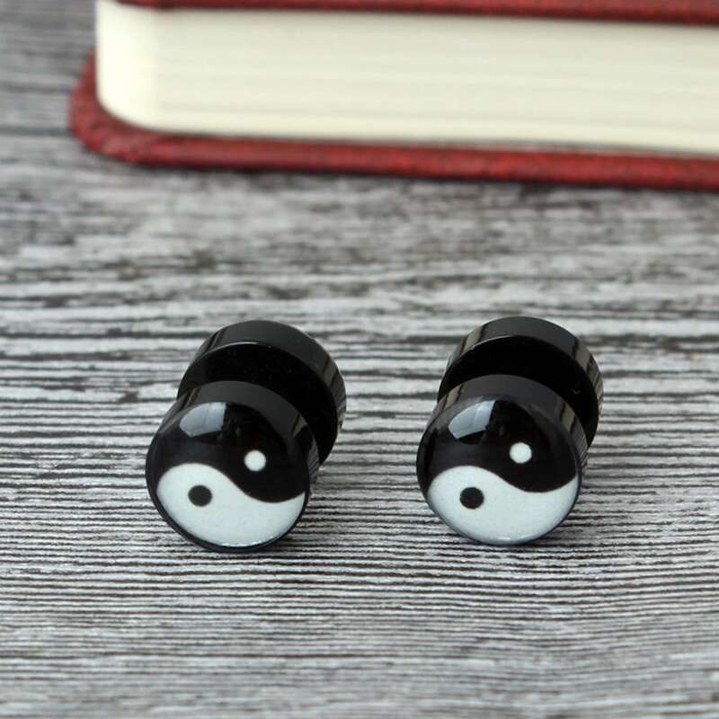 

Yin & Yang Design Earrings, Black