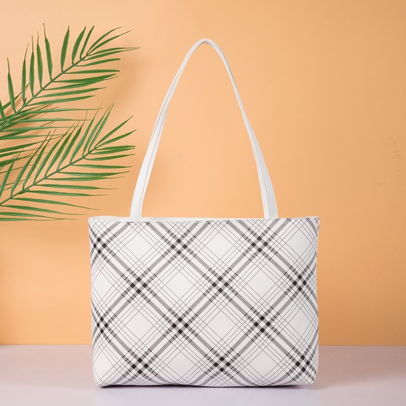 

Plaid Tote Bag, Black and white