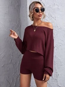 SHEIN Essnce Conjunto top corto tejido de canalé de hombros caídos con shorts de cintura ancha - Granate - Ver 5