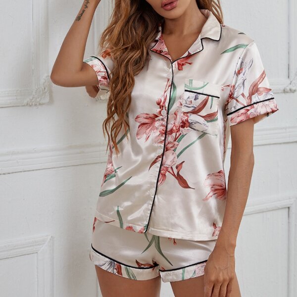 

Floral Print Contrast Piping Satin Blouse & Shorts Night Set, Baby pink