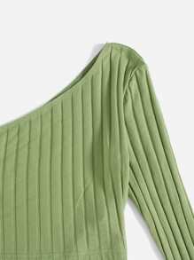 SHEIN EZwear Top corto tejido de canalé con un hombro - Verde - Ver 5