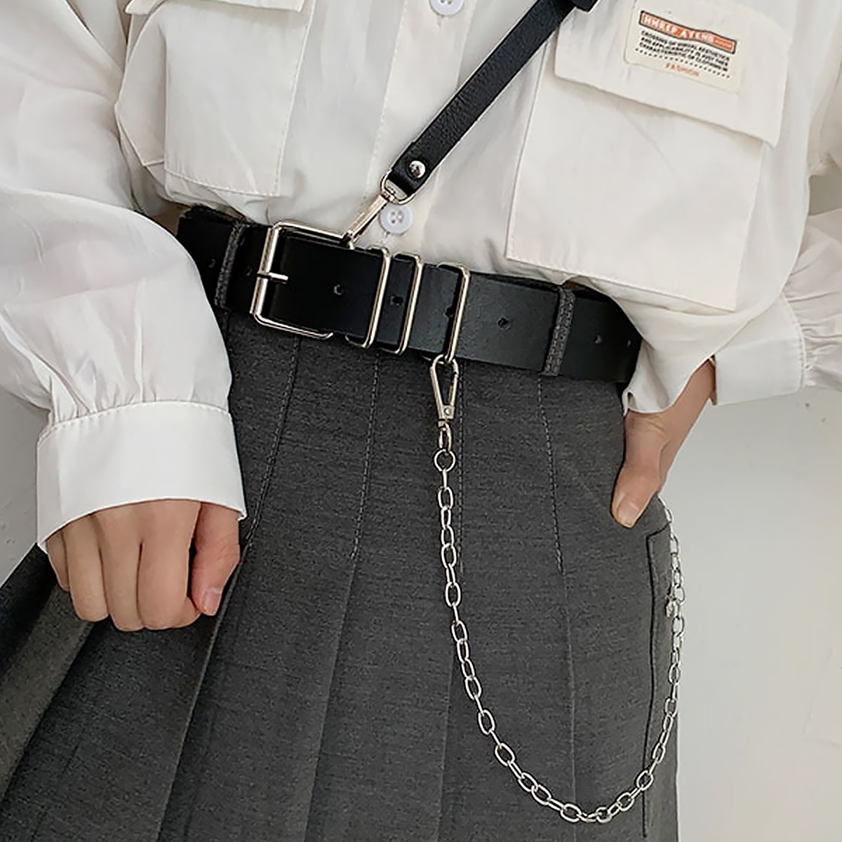 Портупея с цепочкой