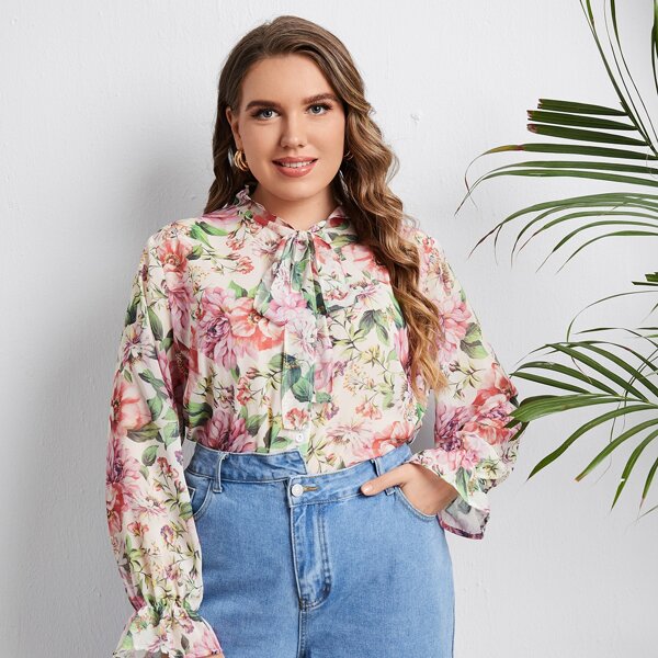 

Plus Floral Print Tie Neck Flounce Sleeve Chiffon Blouse, Multicolor