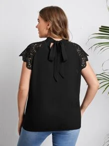 Blusa de cuello alto panel con encaje - Negro - Ver 2