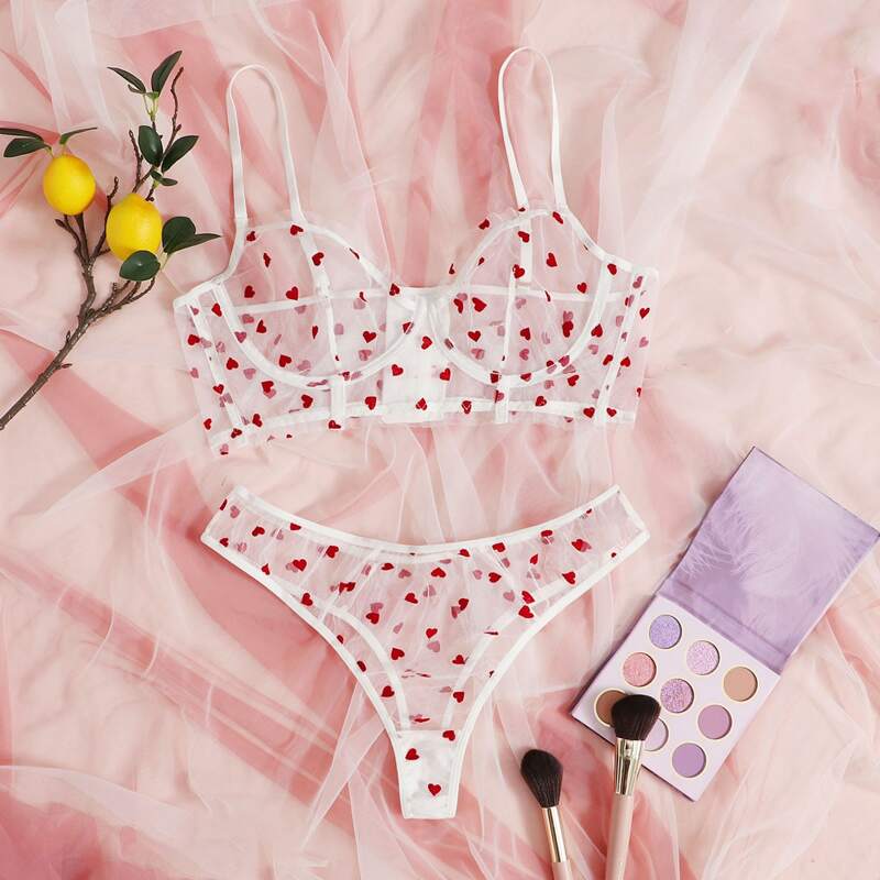 

Plus Heart Pattern Mesh Underwire Lingerie Set, Red and white