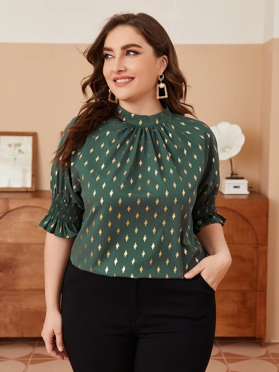 Modelyn Plus Golden Four-pointed Star Print Shirred Cuff Blouse - Green - View 1