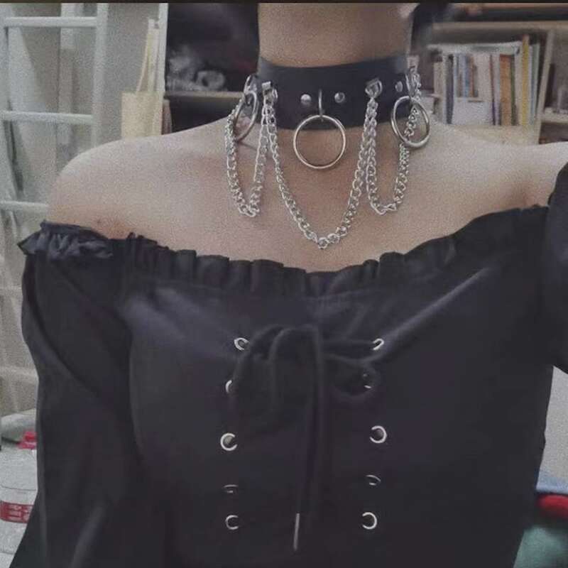 

Ring Decor Choker, Black