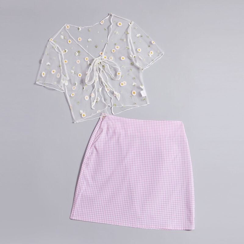 

Daisy Embroidery Tie Front Top & Gingham Skirt, Multicolor