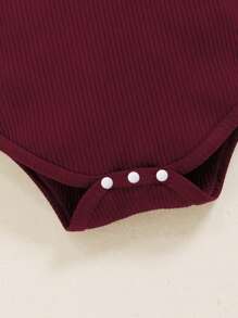 Baby Ruffle Trim 1 Bodysuit & Floral 1 Pants & 1 Headband - Red and White - View 4